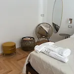 Romirooms Pensión Bari
